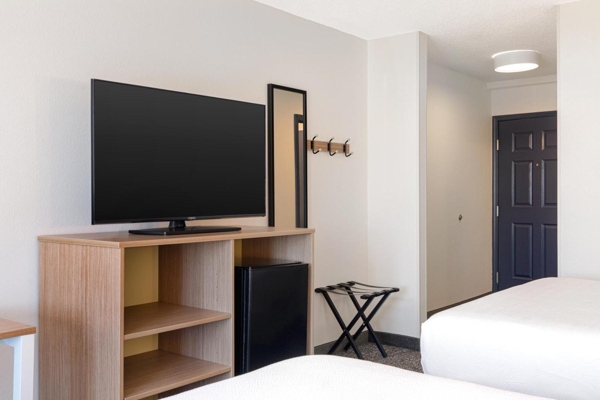 Spark By Hilton Orangeburg Bagian luar foto